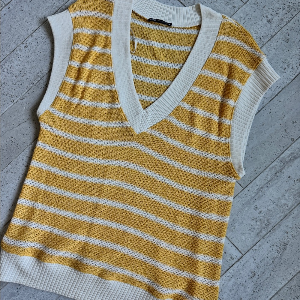 Zara Mustard and Cream Striped Knit Top
